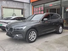 2021 Volvo XC60 T5 4WD Luxury — фото 1