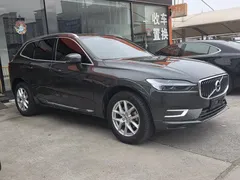 2021 Volvo XC60 T5 4WD Luxury — фото 2