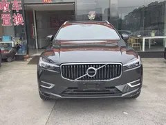 2021 Volvo XC60 T5 4WD Luxury — фото 3