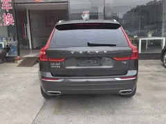 2021 Volvo XC60 T5 4WD Luxury — фото 4