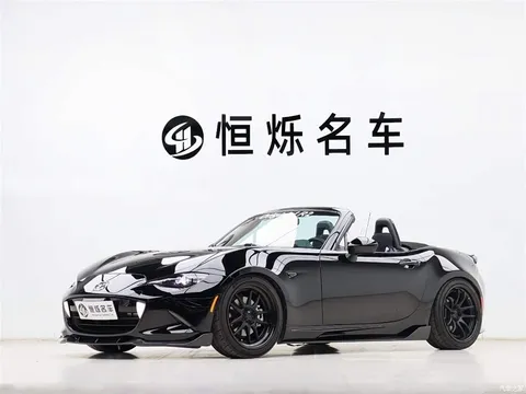 2023 Mazda MX-5 2.0L Ink Gauge
