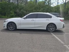 2023 BMW 3 Series 320Li M Sport Package, белый — фото 7