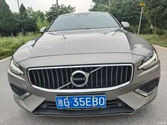 2022 Volvo S60 B4 Zhiyuan Sport — фото 1