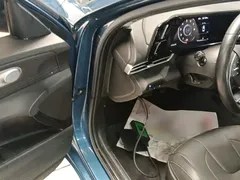 2021 Hyundai Elantra 1.5L CVT GLX Elite, синий — фото 16