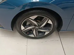 2021 Hyundai Elantra 1.5L CVT GLX Elite, синий — фото 23