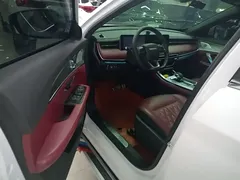 2023 Jetour X70 PLUS 1.5T DCT 5-seat, белый — фото 15