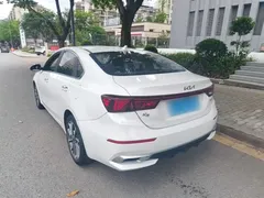 2021 Kia Cerato 1.5L CVT Fashion, белый — фото 5