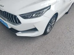 2021 Kia Cerato 1.5L CVT Fashion, белый — фото 24