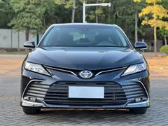 2021 Toyota Camry 2.0G Luxury, чёрный — фото 2