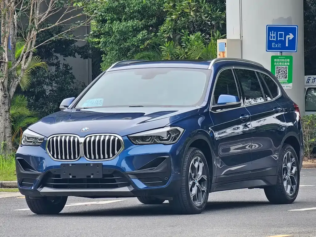 2021 BMW X1