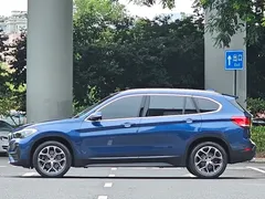 2021 BMW X1, синий — фото 11
