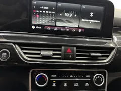 2023 Kia Seltos 1.5L CVT Luxury — фото 14