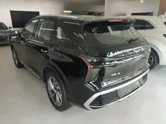2025 Hongqi HS3 PHEV 117km, чёрный — фото 5