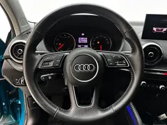 2022 Audi Q2L 35 TFSI Fashion, синий — фото 17