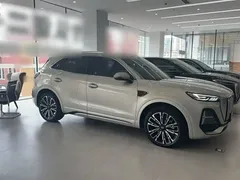 2023 Hongqi HS5 2.0T 4WD Pro — фото 7
