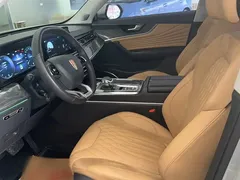 2023 Hongqi HS5 2.0T 4WD Pro — фото 17