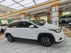2022 Toyota Yaris L 1.5L CVT leads PLUS — фото 5