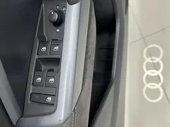 2022 Audi Q3 Sportback 35 TFSI, белый — фото 9