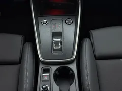 2023 Audi A3 Sportback 35 TFSI Fashion Sport, зелёный — фото 11
