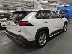 2021 Toyota RAV4 2.0L CVT 2WD PLUS, белый — фото 6