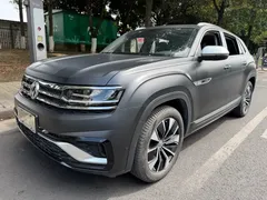 2020 Volkswagen Teramont X 530 V6 4WD Luxury, чёрный — фото 1