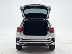 2022 Audi Q2L 35 TFSI Sport, белый — фото 5