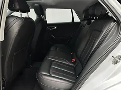 2022 Audi Q2L 35 TFSI Sport, белый — фото 12
