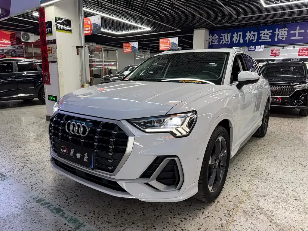 2022 Audi Q3 35 TFSI Fashion Dynamic