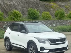 2021 Kia Seltos 1.5L CVT Trend, белый — фото 6
