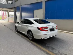 2022 Honda Accord Hybrid 2.0L, белый — фото 4