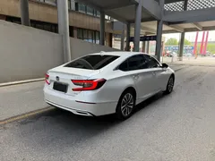 2022 Honda Accord Hybrid 2.0L, белый — фото 6