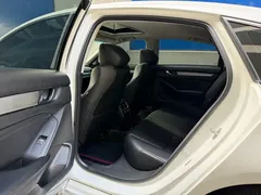 2022 Honda Accord Hybrid 2.0L, белый — фото 8