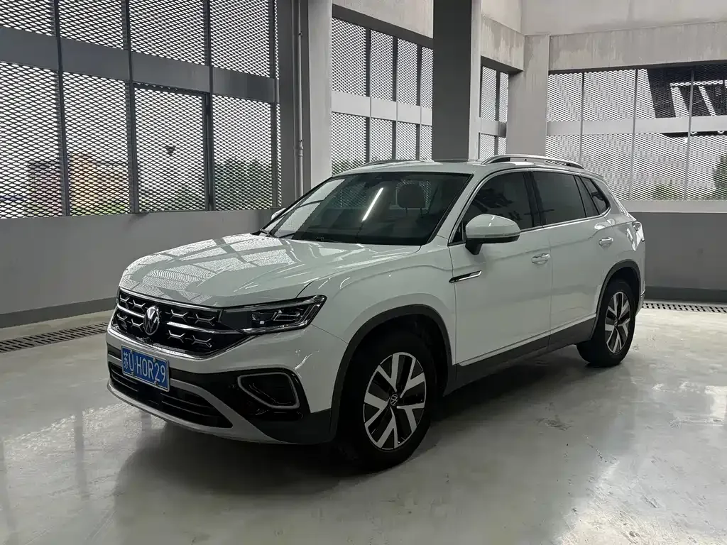 2023 Volkswagen Tayron 330TSI 2WD Plus