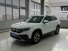 2023 Volkswagen Tayron 330TSI 2WD Plus, белый — фото 1