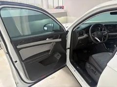 2023 Volkswagen Tayron 330TSI 2WD Plus, белый — фото 11