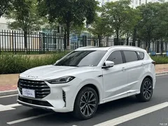 2021 Jetour Jietu X70 PLUS Zhuge 1.6T DCT Kongming 5 seats, белый — фото 1