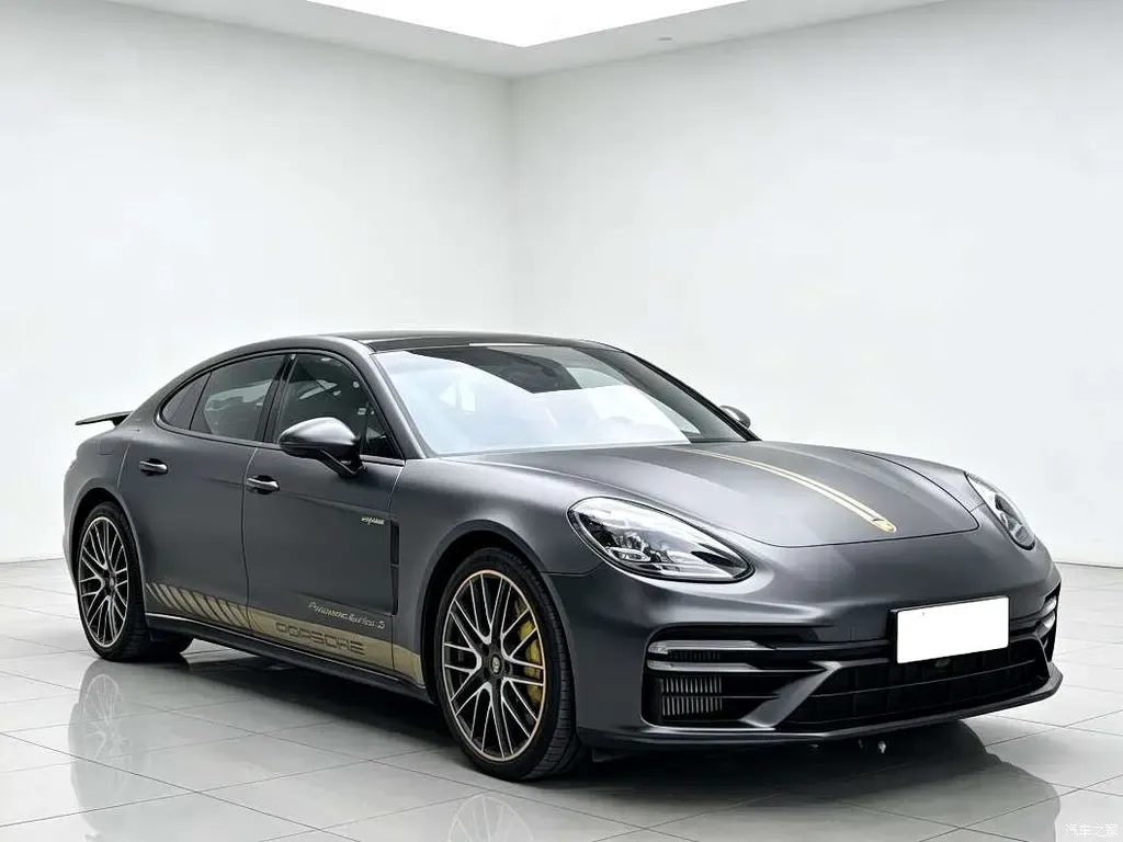 2023 Porsche Panamera New Energy Panamera Turbo S E-Hybrid Executive Extended