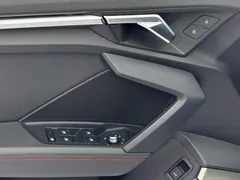 2022 Audi A3 Sportback 35 TFSI Luxury Sport, белый — фото 19