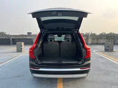 2022 Volvo XC90 B6 Zhiyi Sport 7 seats, чёрный — фото 15