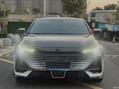 2023 Changan UNI-V 1.5T Sport, чёрный — фото 2