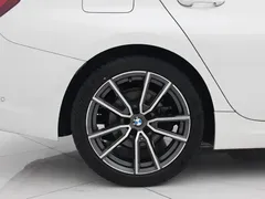 2021 BMW 3 Series 325Li M Sport Package, белый — фото 13