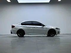 2023 BMW 1 Series 125i M Sport Night Edition, белый — фото 6
