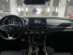 2022 Honda Accord 260TURBO Premium — фото 8