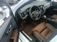 2022 Volvo S60 B4 Luxury, белый — фото 16