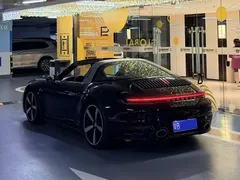 2022 Porsche 911 Targa 4 3.0T, чёрный — фото 5