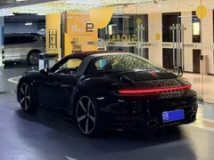 2022 Porsche 911 Targa 4 3.0T, чёрный — фото 6