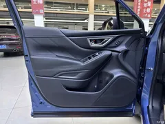 2021 Subaru Forester 2.0i Luxury, синий — фото 14
