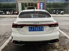 2023 Kia K3 1.5L CVT Luxury, белый — фото 10