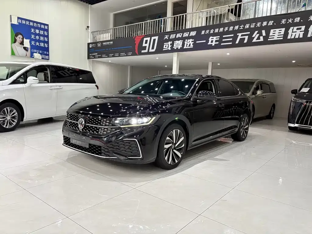 2023 Volkswagen Passat 330TSI Elite