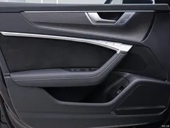 2022 Audi RS 6 RS 6 4.0T Avant — фото 12